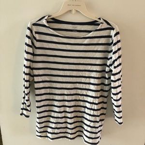 Old navy white shirt with blue stripes